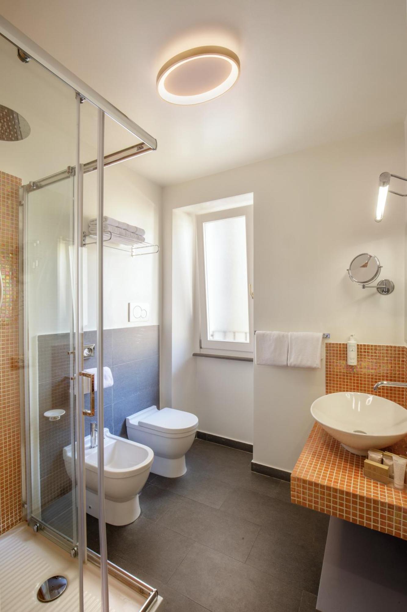 Vivaldi Luxury Rooms Рим Екстер'єр фото