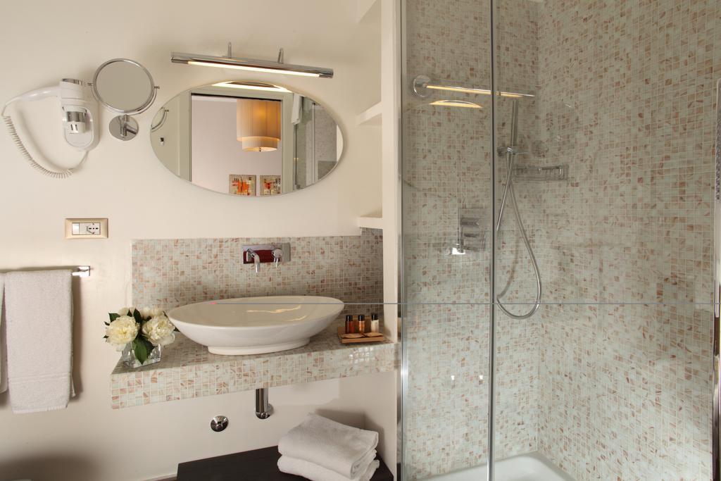 Vivaldi Luxury Rooms Рим Екстер'єр фото
