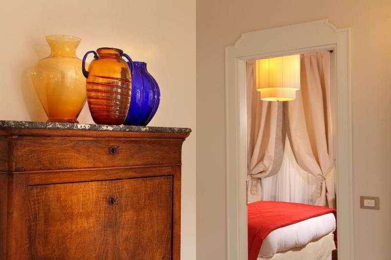Vivaldi Luxury Rooms Рим Екстер'єр фото